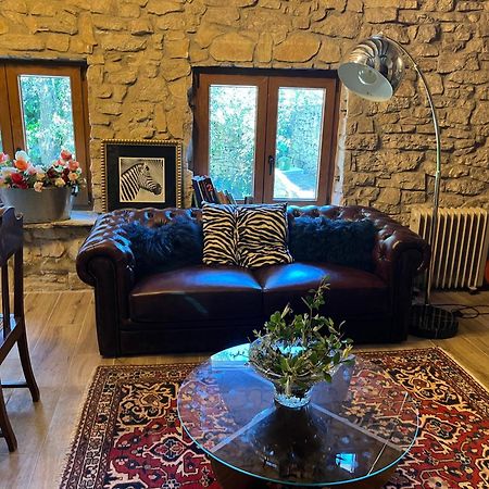 Masiadenjust Rojals Dış mekan fotoğraf